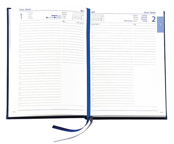 Buchkalender "Daily Chefkalender INT" im Format 14,5 x 20,5 cm, Kalendarium 4-sprachig D/F/I/GB Grau/Blau mit 2 Lesebändern, 416 Seiten Fadenheftung, Eckenperforation, Einband Balacron burgund